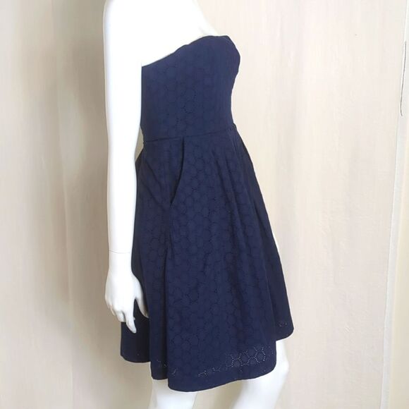 GAP Dress Navy Eyelet Strapless Size 2 - Picture 4 of 7